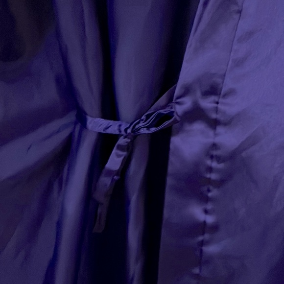 Dreamgirl Purple Satin Robe Size Small NWT - Picture 5 of 6